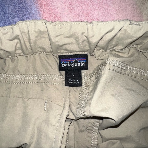 VTG Patagonia Tan Nylon Zip Convertible Pants men’s size L - Picture 4 of 11